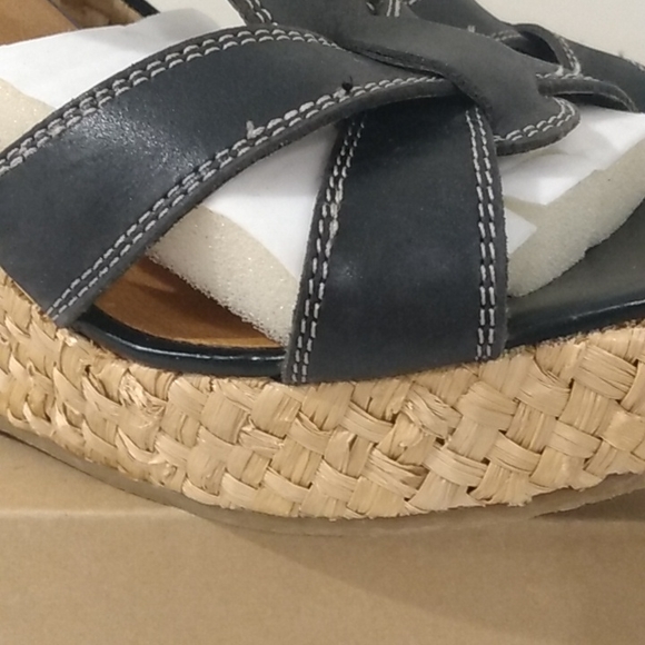 Steve Madden Navy Blue Ankle Strap Platform Wedge - Picture 7 of 15